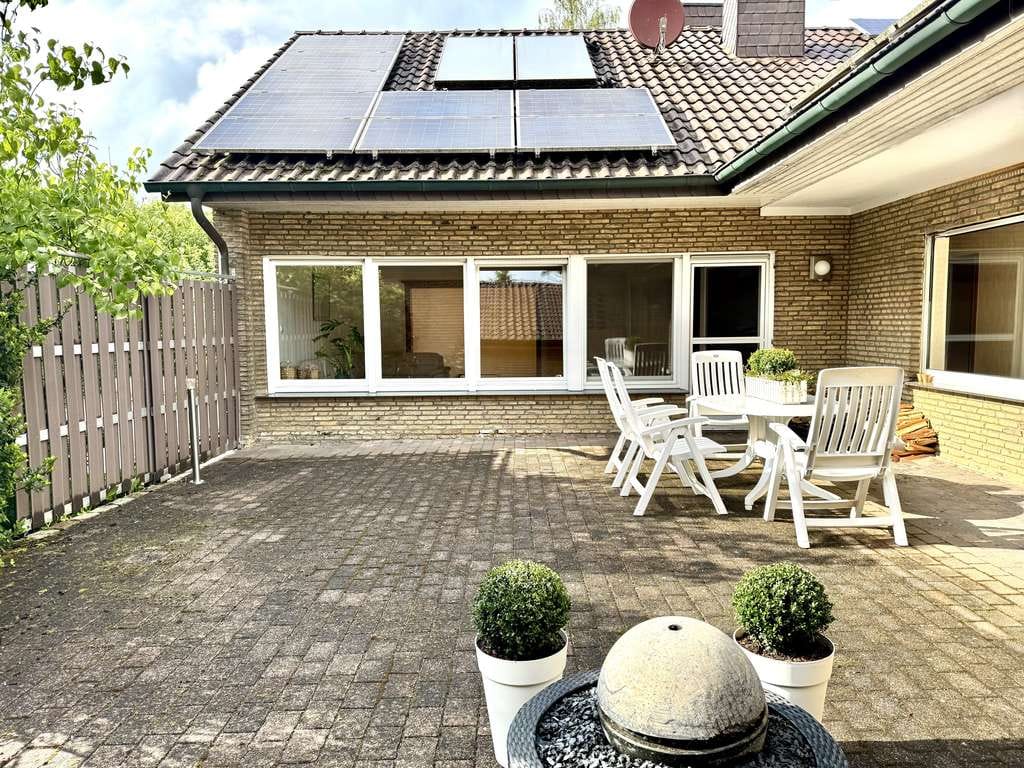 Immobilie in Gescher - Viel Platz im Grünen - Zweifamilienhaus auf gr. Grund nahe Gescher! - Bild 0