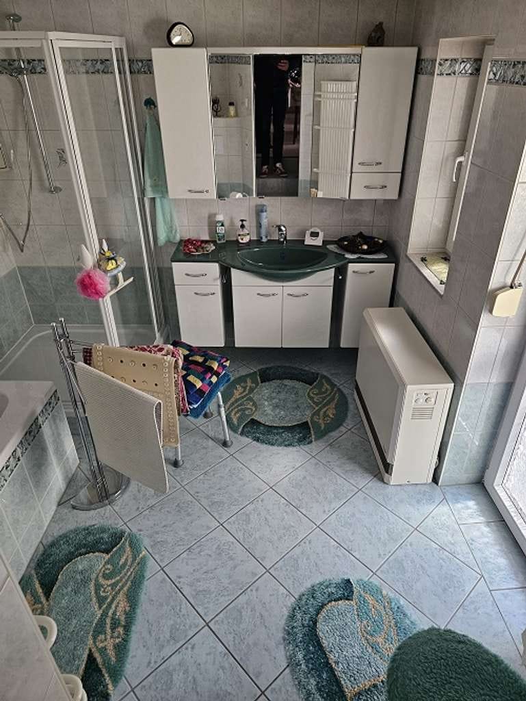 Immobilie in Unstrut-Hainich - Großes Einfamilienhaus in Weberstedt zu verkaufen :) - Bild 4