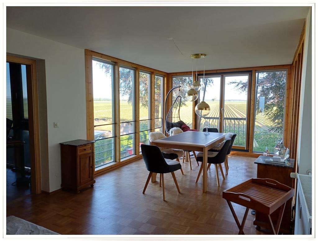 Immobilie in Schmiechen - Eine Wohnung wie ein Haus! 5-Zimmer-ETW m. Garage, Stellplatz, Dachterrasse in Schmiechen bei Mering - Bild 1