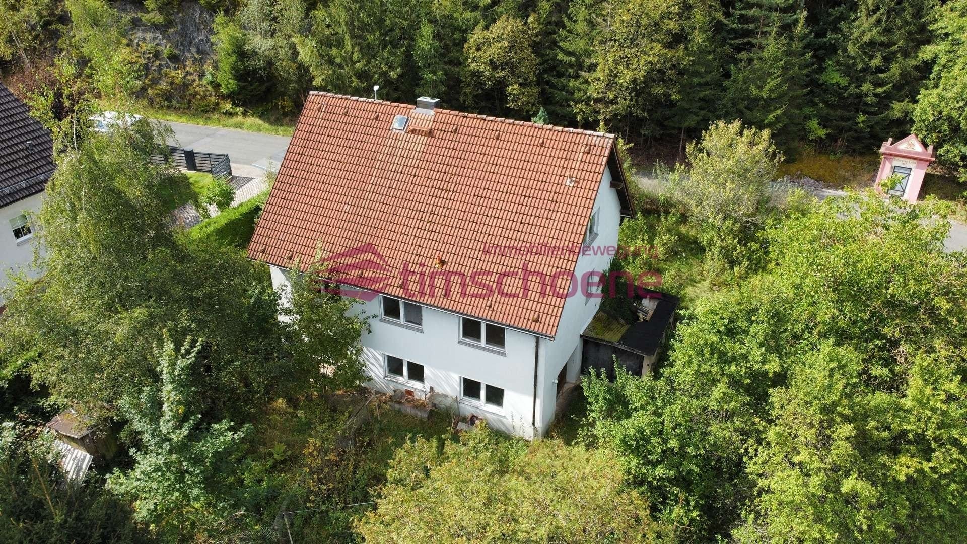 Immobilie in Schwarzatal - Freistehendes Einfamilienhaus mit Ausbaupotential in Unterweißbach zu verkaufen! - Bild 0