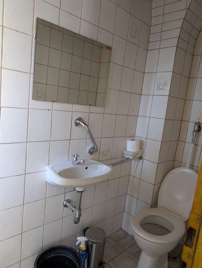 Immobilie in Malsch - Zweifamilienhaus mit Potenzial, gepflegter Zustand in ruhiger Lage - Bild 4