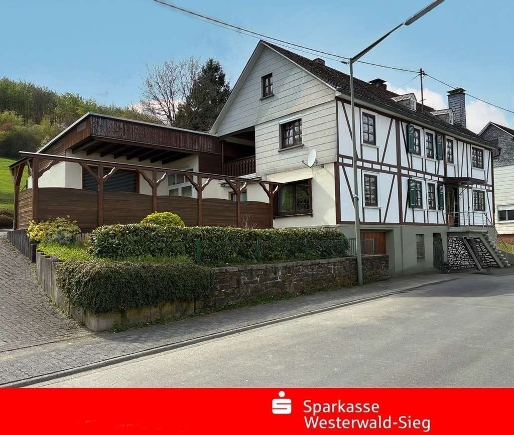 Immobilie in Herdorf - Freiraum für Ideen, die Platz brauchen 
Einfamilienhaus mit kleiner Werkstatt  - Bild 0