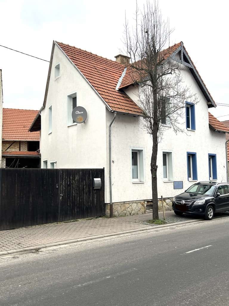Immobilie in Gau-Odernheim - kleiner Hof...grosses Potential...einfach einziehen und nach eigenen Wünschen umgestalten - Bild 0