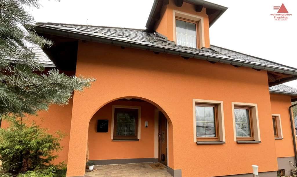 Immobilie in Sehmatal - Hochwertige Architektenvilla am Waldrand: Einfamilienhaus in Sehmatal-Neudorf, nahe Oberwiesenthal - Bild 0