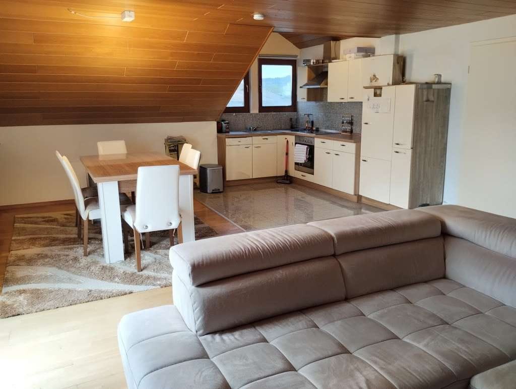 Immobilie in Mühlhausen-Ehingen - 2,5-Zimmer-Dachgeschosswohnung in Mühlhausen-Ehingen - Bild 1