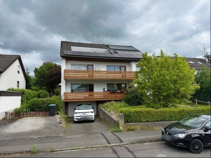 Immobilie in Bad Hersfeld - Zweifamilienhaus mit Garage in Bad Hersfeld - Bild 2