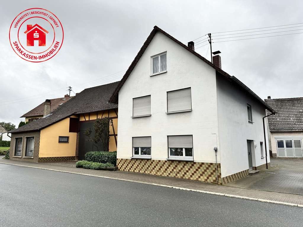Immobilie in Külsheim - Wohnhaus mit Nebengebäude und Scheune in zentraler Lage von Hundheim
 - Bild 0