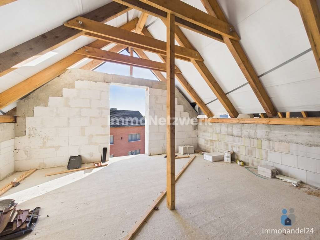 Immobilie in Vettweiß - NEU***Rohbau Einfamilienhaus mit Garage & Wärmepumpe in schöner Wohnlage von Vettweiss**NEU - Bild 4