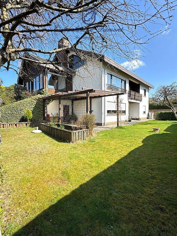 Immobilie in Riegelsberg - Freistehendes 1-FH mit Einliegerwohnung, Garten + 2 Garagen - Bild 1