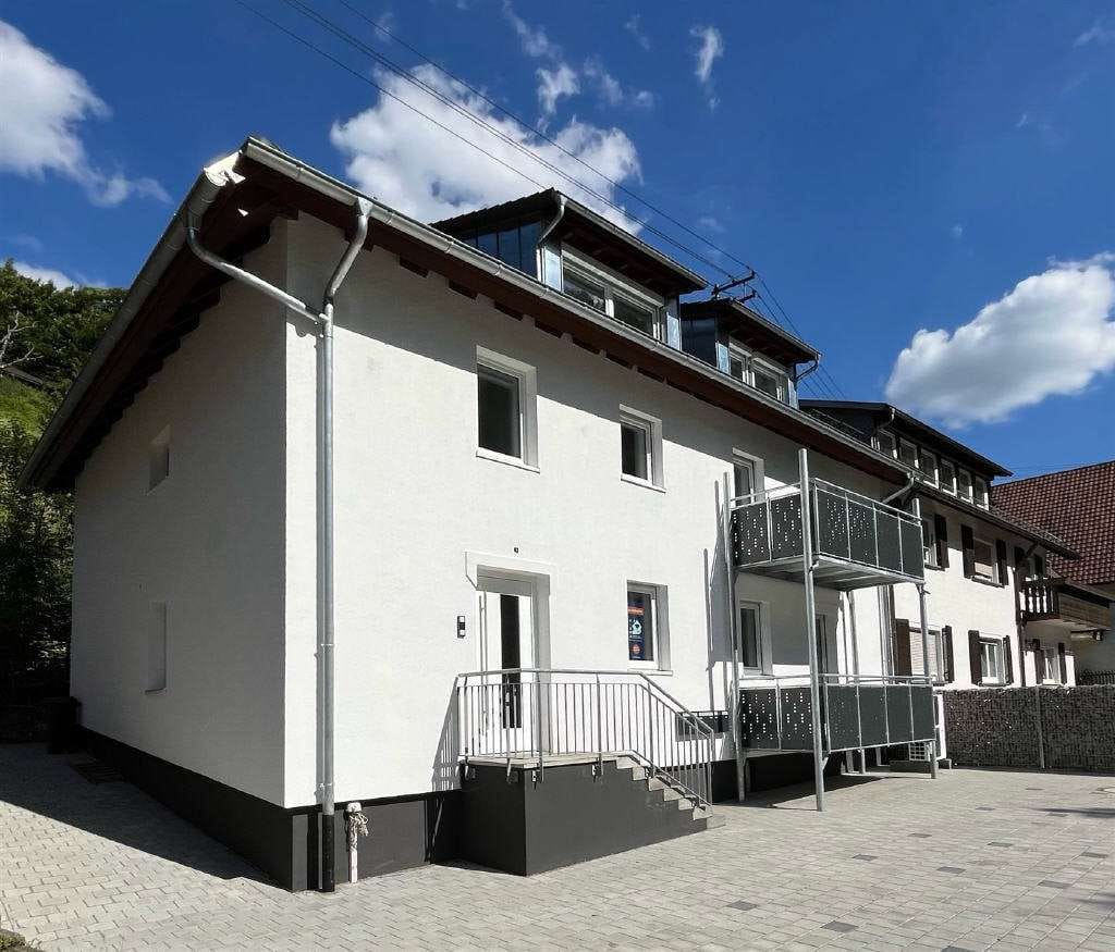 Immobilie in Münstertal/Schwarzwald - Schmuckstück mit 3 Wohneinheiten im idyllischen Münstertal - Bild 1