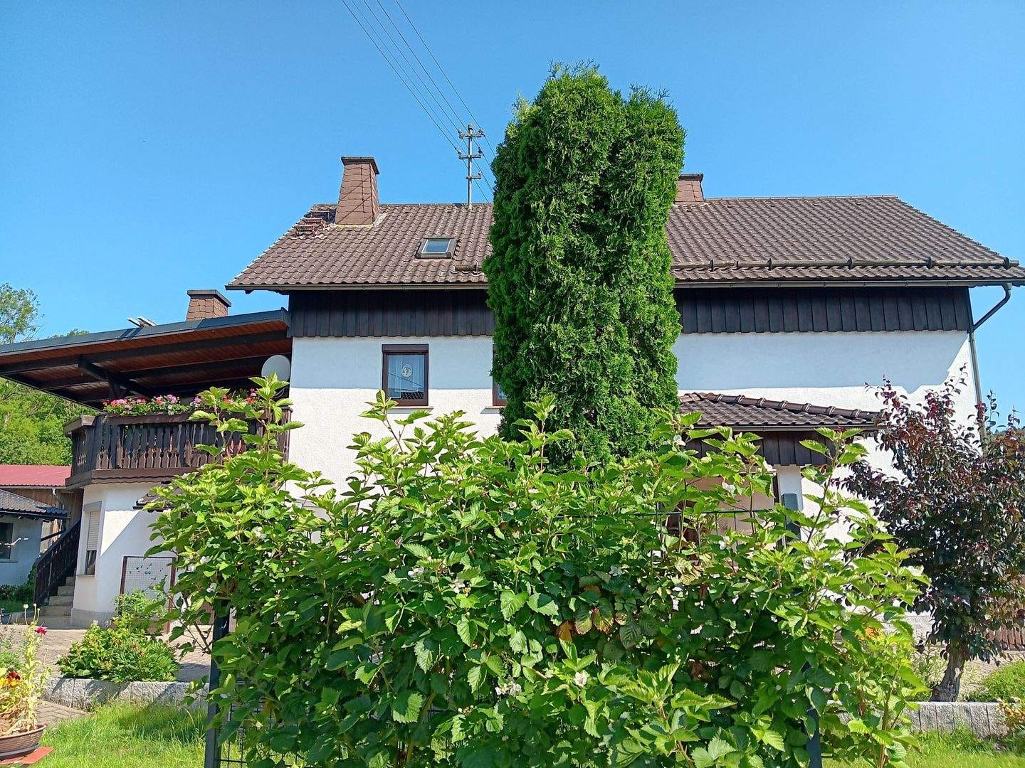 Immobilie in Pressig - Eigentumswohnung mit Garage und Stellplatz in Rothenkirchen! Günstiger als Miete! Hier können Sie sofort Einziehen!  - Bild 2