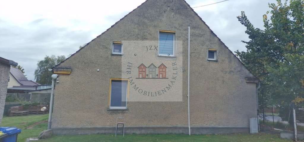 Immobilie in Golzow - Aus dem Dornröschen schlaf erwecken - Bild 1