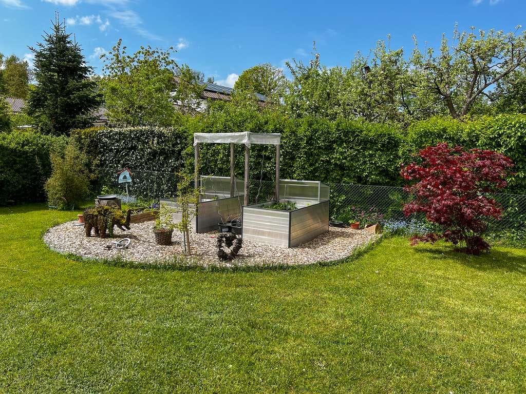 Immobilie in Michelsneukirchen - Extravagantes EFH mit Design-Einbauküche und 3 Bädern - Bild 3