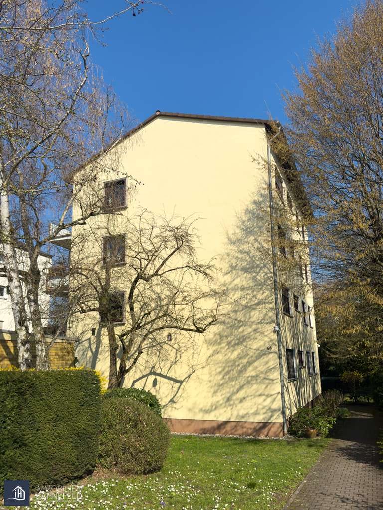 Immobilie in Bad Soden - Sanierungschance mit Potenzial – 2-Zimmer-Wohnung in Top-Lage von Bad Soden - Bild 1