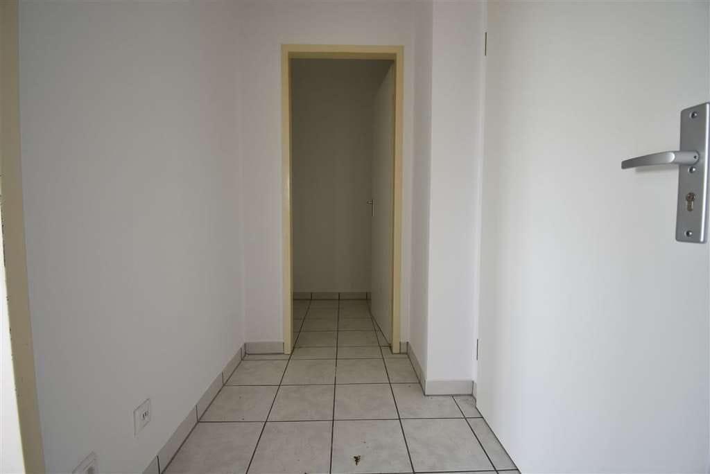 Immobilie in Voerde (Niederrhein) - Provisionsfrei! Geräumiges Apartment in Voerde zu verkaufen - Bild 1