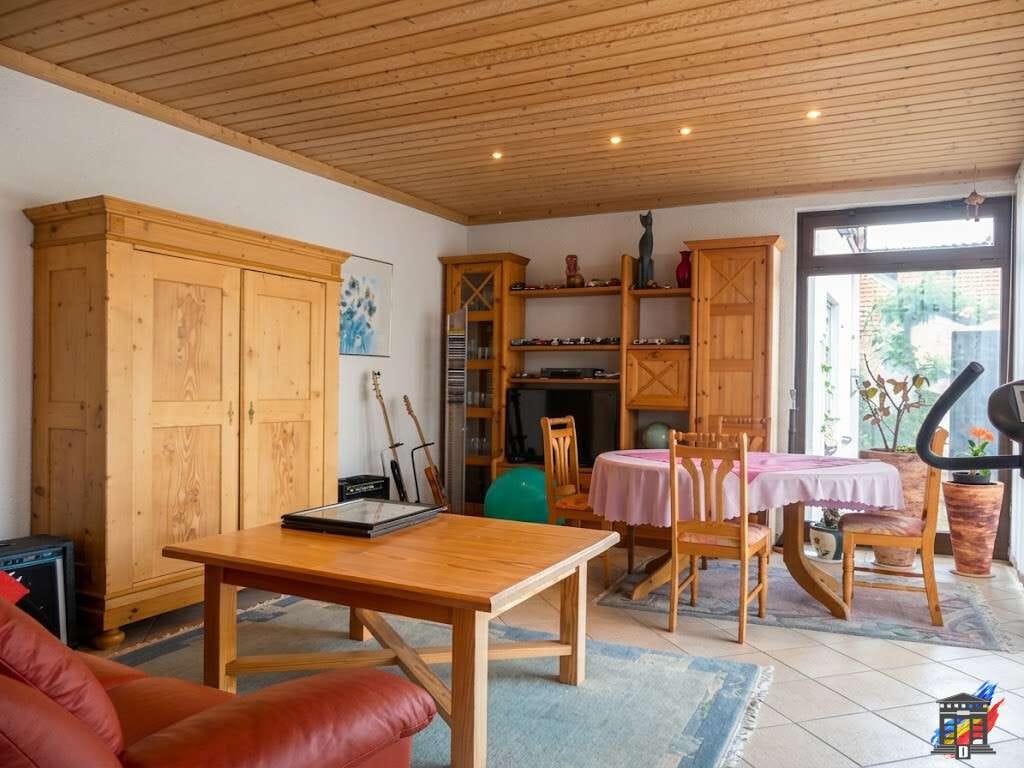 Immobilie in Ubstadt-Weiher - Vielseitiges Dreifamilienhaus mit großem Garten - bezugsfrei - Bild 5