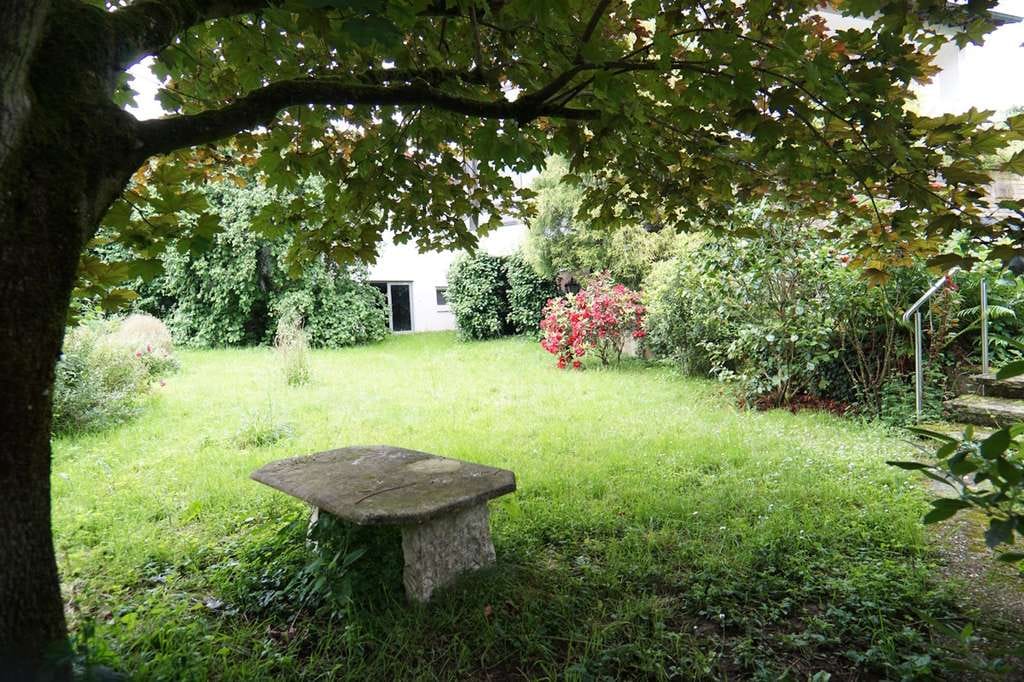 Immobilie in Neckarsteinach - Großzügiges Wohnhaus mit tollem Garten und zusätzlichem Baugrundstück mit Entwicklungspotenzial! - Bild 4