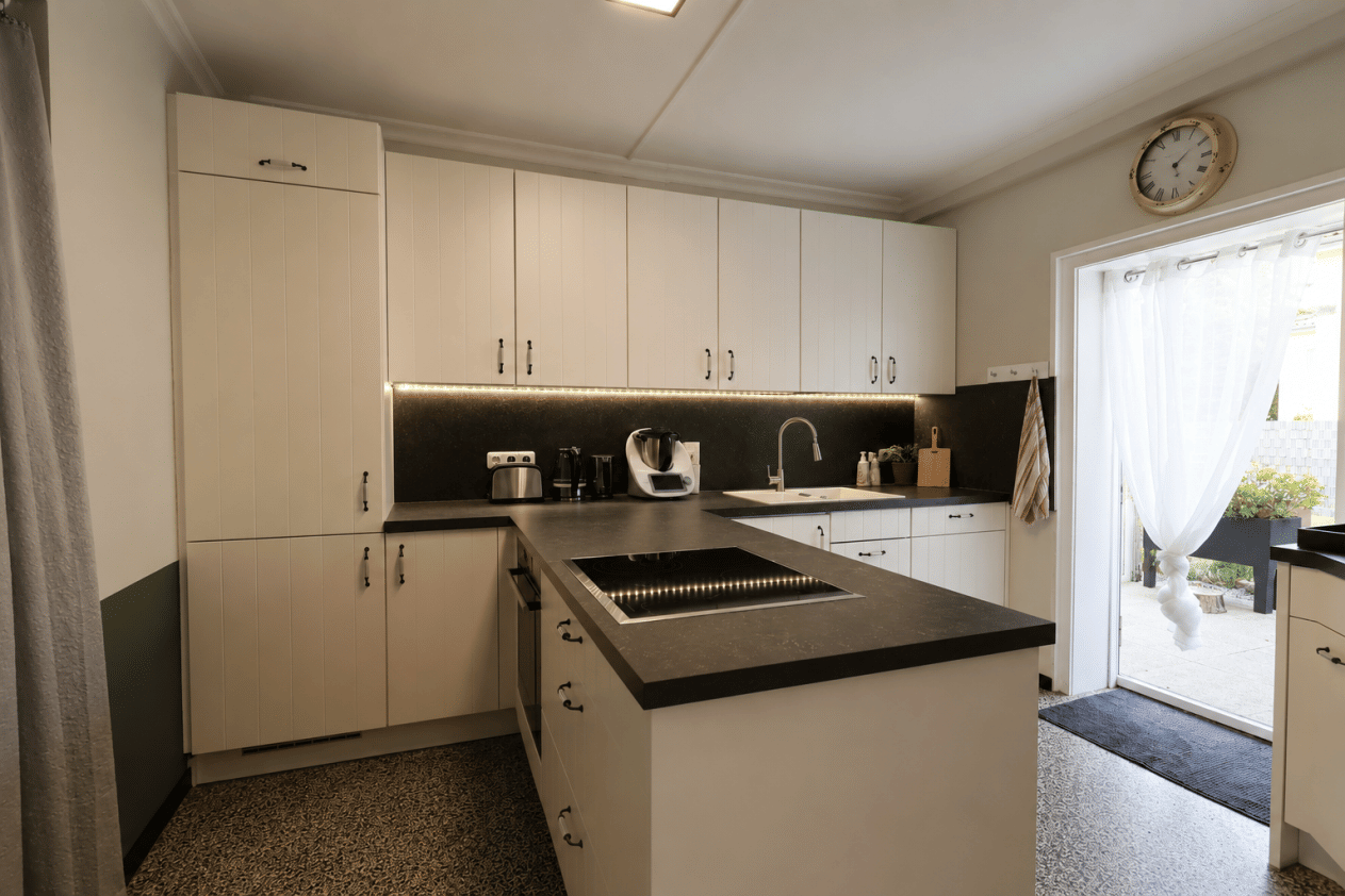 Immobilie in Jembke - Modernisierte Erdgeschosswohnung mit Terrasse, Wintergarten und Garten - Bild 3