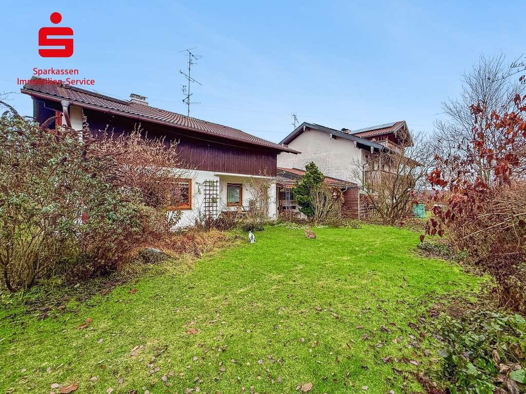 Immobilie in Feldkirchen-Westerham - Gemütliches Wohnen in Feldkirchen-Westerham auf 800 m² - Bild 0