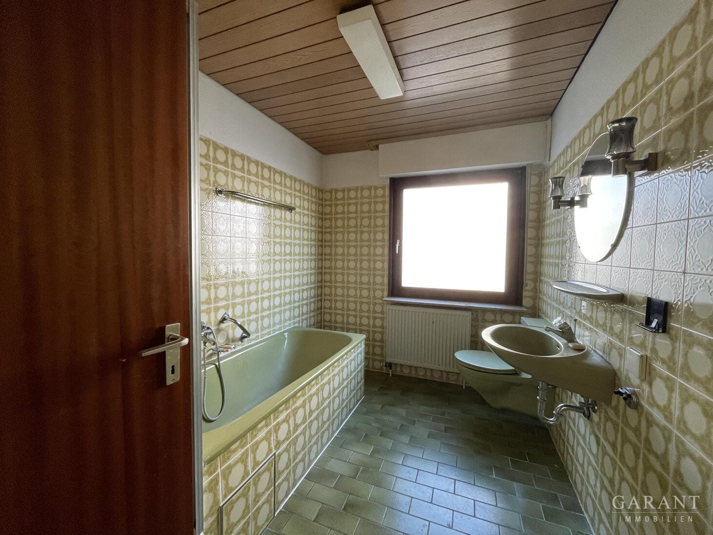 Immobilie in Vaihingen an der Enz - Erdgeschosswohnung + Einliegerwohnung ca. 134 qm !!! - Bild 3