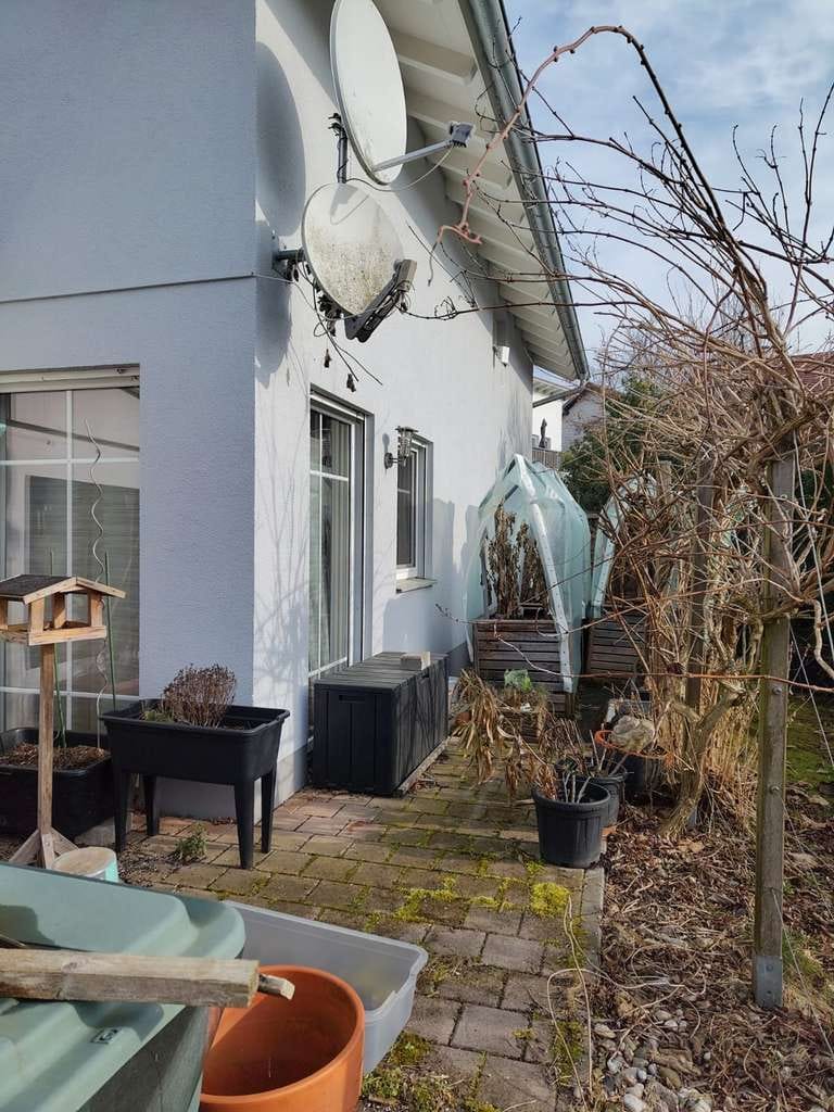 Immobilie in Hebertsfelden - Modernes Einfamilienhaus mit Gewerberaum, PV-Anlage & Doppelgarage - Bild 3