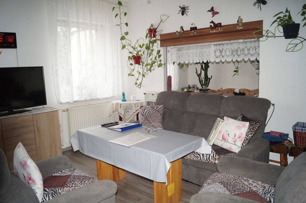 Immobilie in Fürstenwalde/Spree - Einfamilienhaus mit 245 m² pflegeleichtem Grundstück im Fürstenwalder Süden - Bild 2