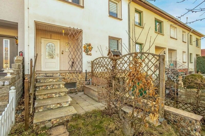 Immobilie in Großenhain - Komfortables Reihenhaus mit EBK, Sauna, Wintergarten & Garten in Großenhain - Bild 0