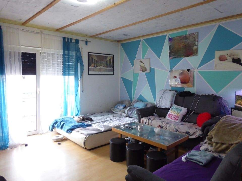 Immobilie in Echzell - Renovierungsbedürftige Wohnung mit Balkon und Außenstellplatz - ideale Kapitalanlage! - Bild 1