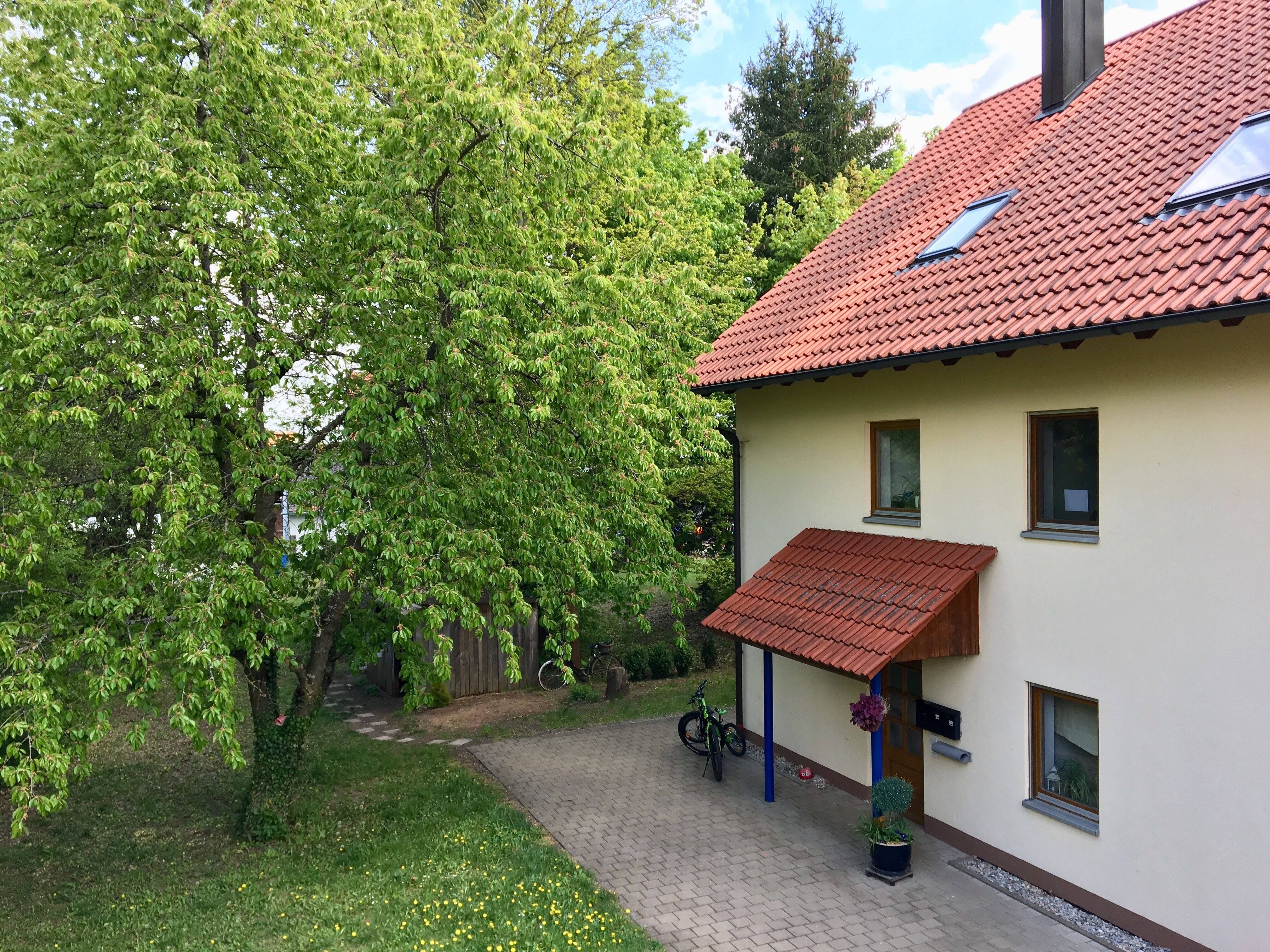 Immobilie in Heideck - * Mehrfamilienhaus mit Baugrund in Heideck * - Bild 3