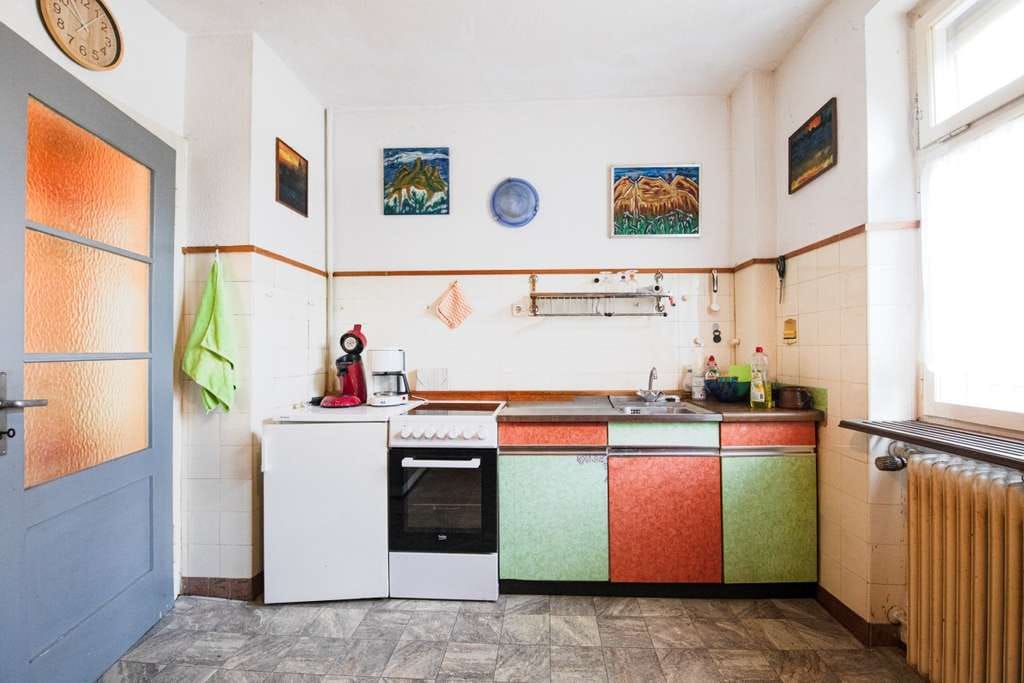 Immobilie in Wehr - Familienfreundliches Wohnen mit viel Platz und großem Garten - Bild 3