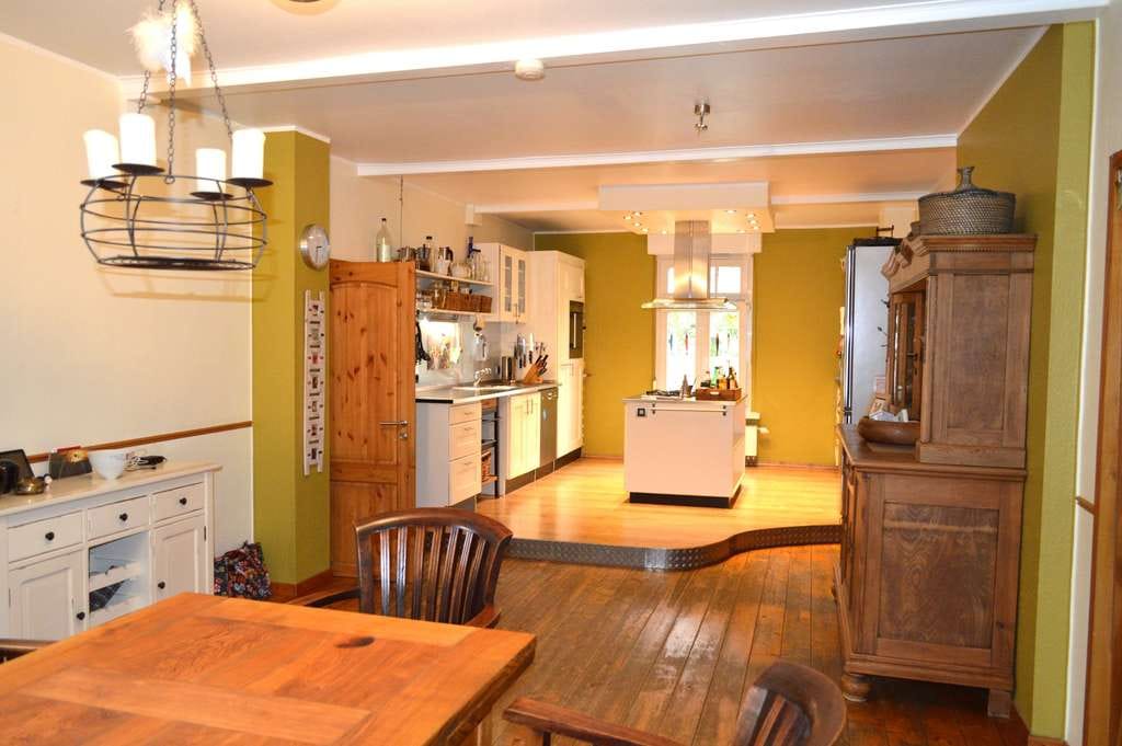Immobilie in Xanten - Charmantes Altbau-Liebhaber-Zweifamilienhaus in Xanten - Bild 1