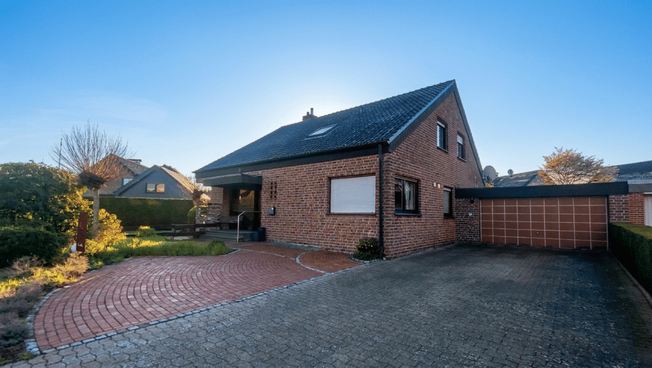 Immobilie in Sassenberg - Besonderes Einfamilienhaus mit einzigartigem Charme in bester Lage von Sassenberg - Bild 0