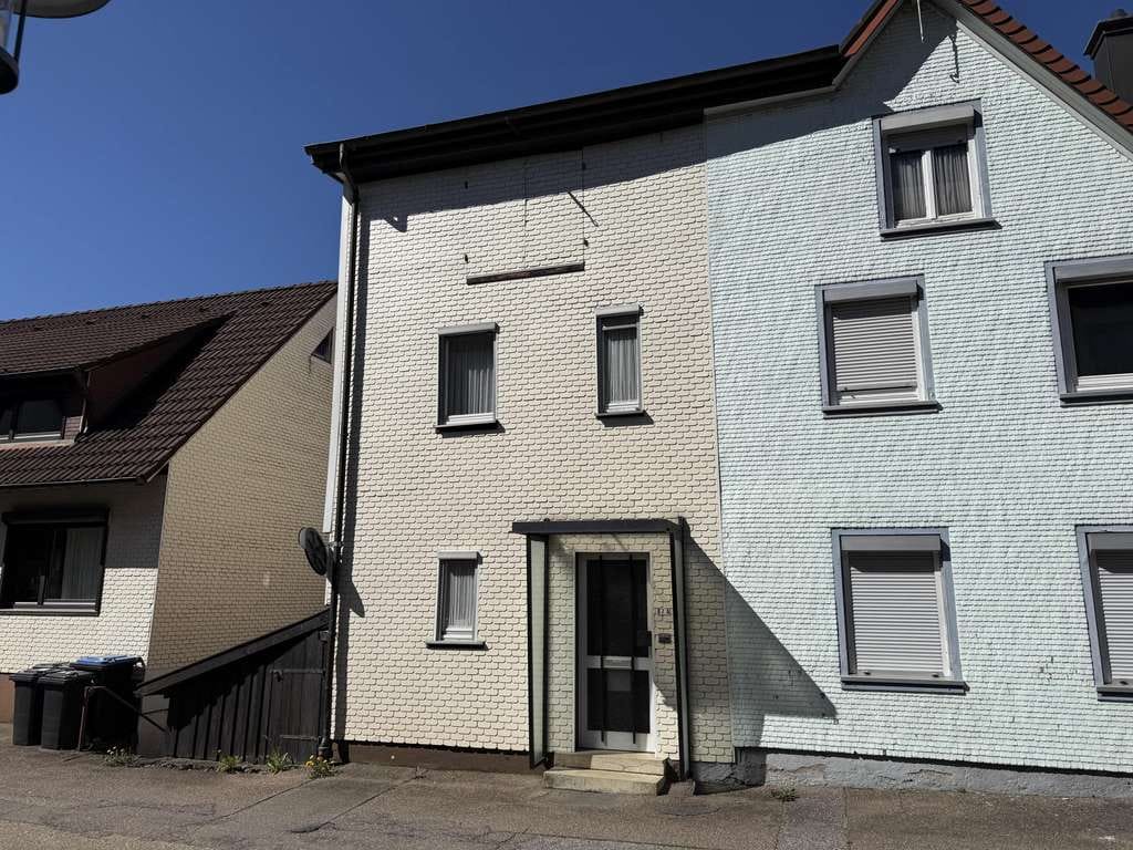 Immobilie in Baiersbronn - Renovierungsbedürftiges Einfamilienhaus - klein, aber fein. - Bild 1