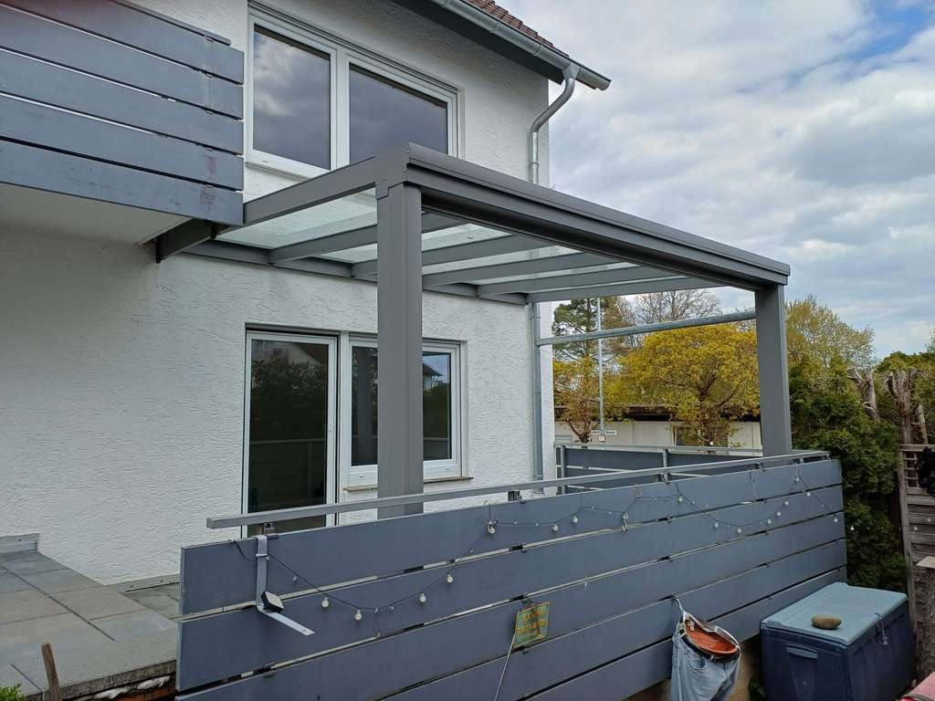 Immobilie in Hildrizhausen - Leerstehendes Mehrgenerationen 3 FH,  modernisiert mit 12 Zimmern/ PROVISIONSFREI von Privat - Bild 1