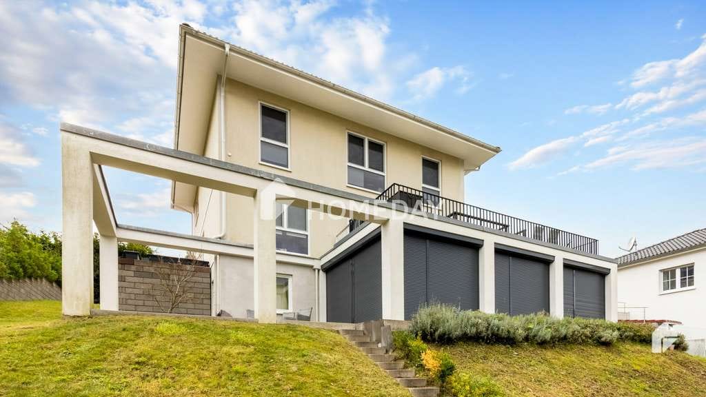 Immobilie in Glashütten - Exklusives Einfamilienhaus in ruhiger Lage mit tollem Ausblick – Stilvoll, modern und bezugsfertig - Bild 0