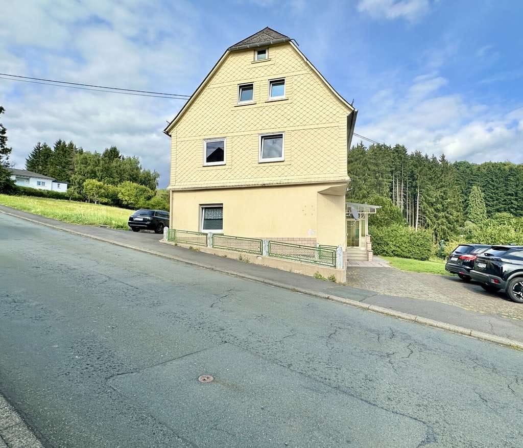 Immobilie in Großseifen - **Attraktives Mehrfamilienhaus mit hohem Renditepotenzial in Großseifen** - Bild 2