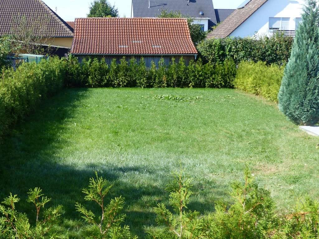 Immobilie in Holzheim - Nun noch Günstiger  Traum- Eigentumswohnung, EG, 5 Zimmer, 2 Bäder, Terrasse,  Garten, Einzelgarage, - Bild 1