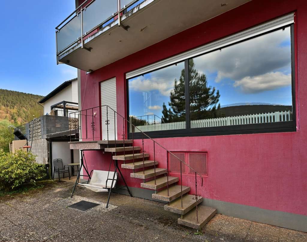 Immobilie in Frankeneck - Wohnen, wo andere Urlaub machen – Panoramaausblick inklusive! Freistehendes Haus mit viel Platz! - Bild 4