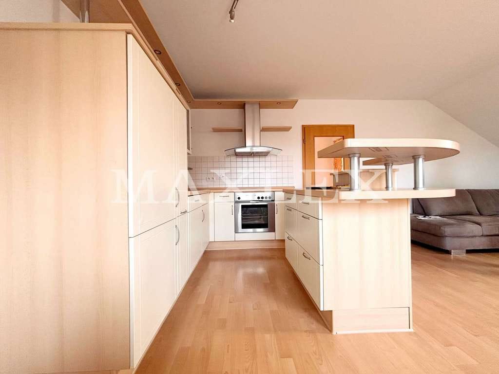 Immobilie in Salzweg - Stilvolle 2,5-Zimmer-Wohnung über zwei Ebenen - Bild 0