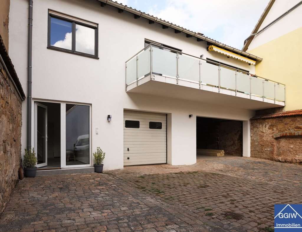 Immobilie in Albersweiler - Renoviertes Einfamilienhaus in zweiter Reihe in Albersweiler, Nähe Landau zu verkaufen - Bild 0
