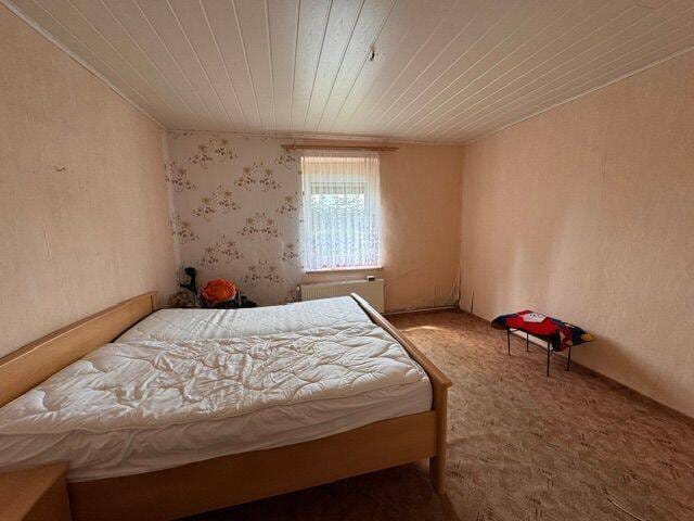Immobilie in Golzow - Altes, teilmodernisiertes Bauernhaus, Nebengelasse und Garage in Alleinlage! - Bild 4
