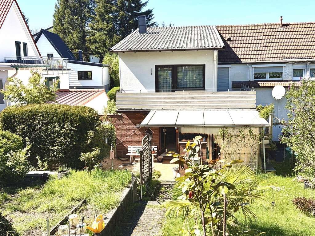 Immobilie in Sankt Ingbert - Charmantes, einseitig angebautes Einfamilienhaus in begehrter Wohnlage - Bild 0