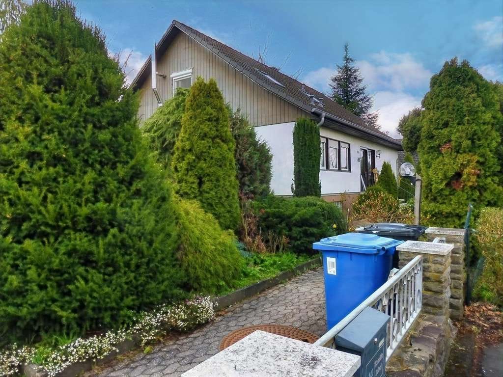 Immobilie in Argenthal - Die Lage macht den Unterschied – Großzügiges Wohnen in begehrter Sackgassenlage - Bild 0