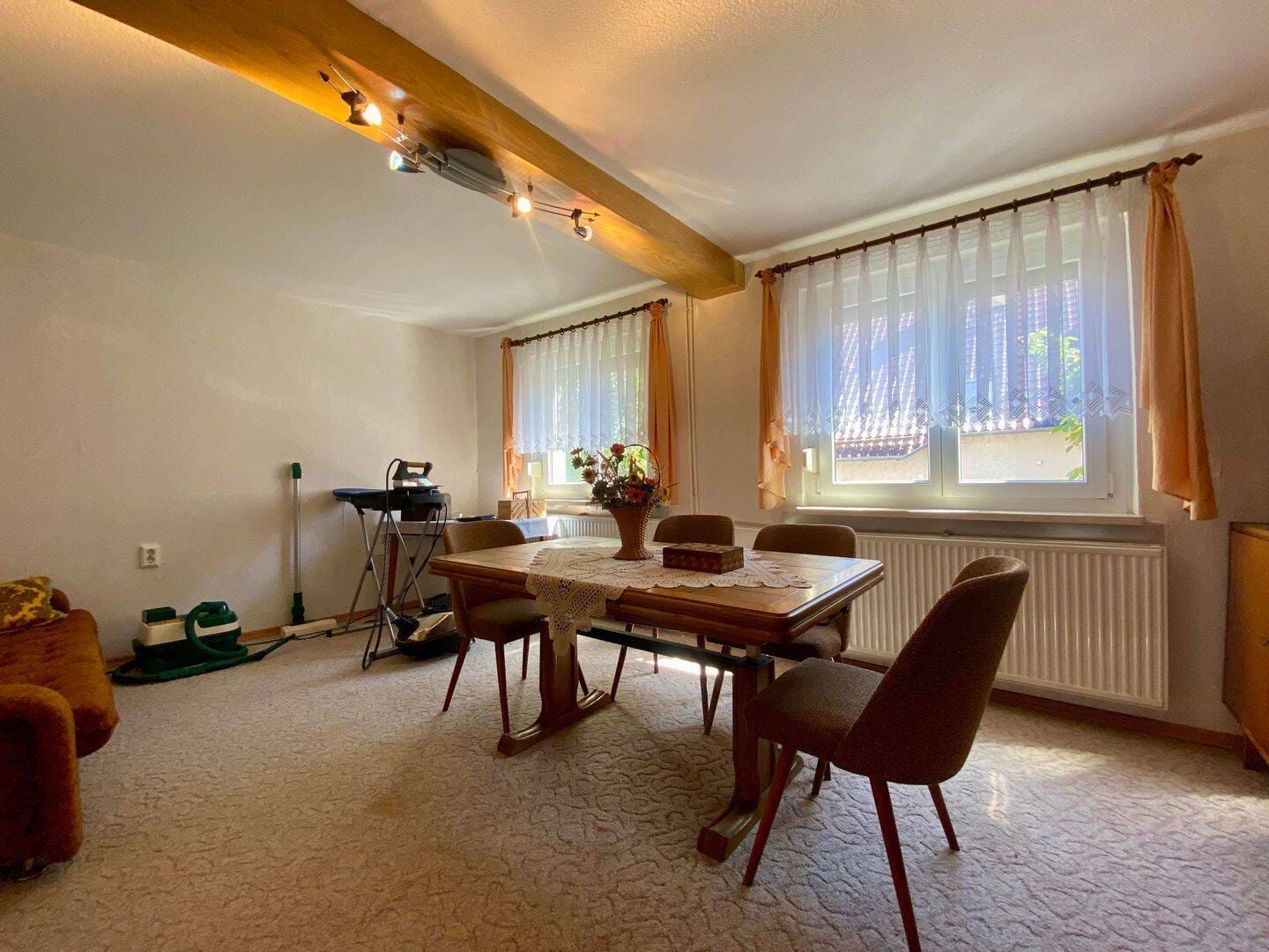 Immobilie in Amt Creuzburg - Einfamilienhaus mit viel Potenzial - Bild 2