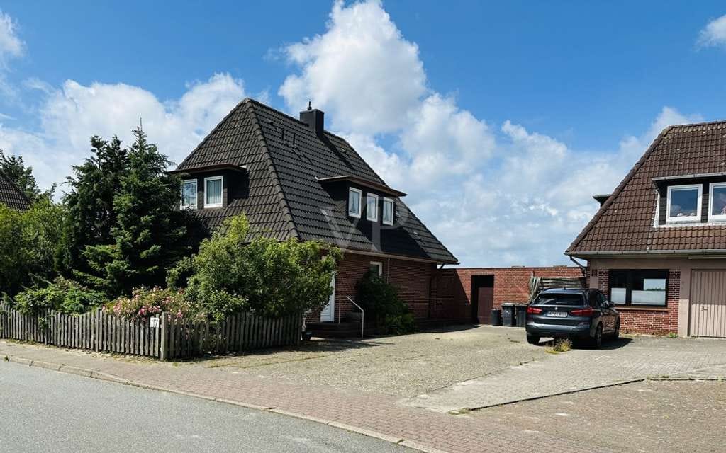 Immobilie in Wenningstedt-Braderup (Sylt) - Einzelhaus und Doppelhaus mit Heideblick - Bild 4