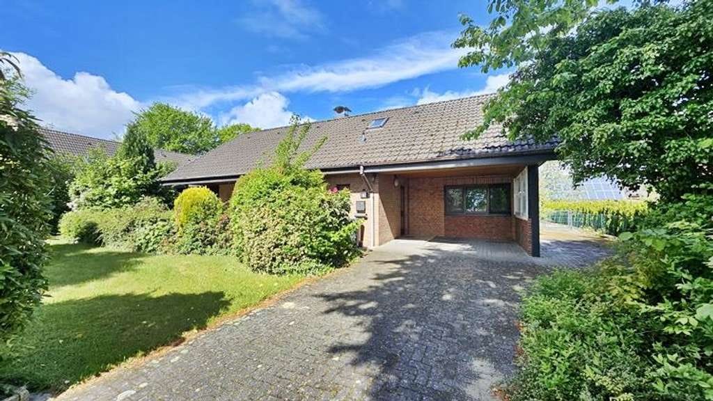 Immobilie in Gnarrenburg - immo-schramm: Sehr gepflegtes großzügiges Wohnhaus - Bild 2