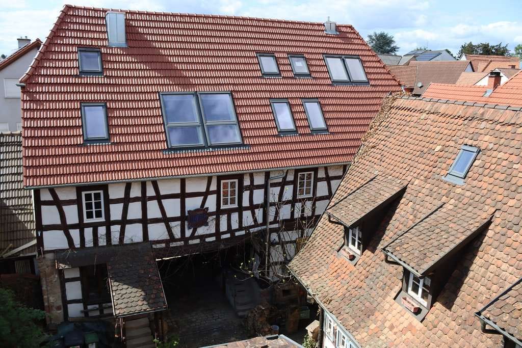 Immobilie in Insheim - 3 Gebäudeteile mit 420m² Wohnfläche in fachwerklicher Rarität - Bild 3