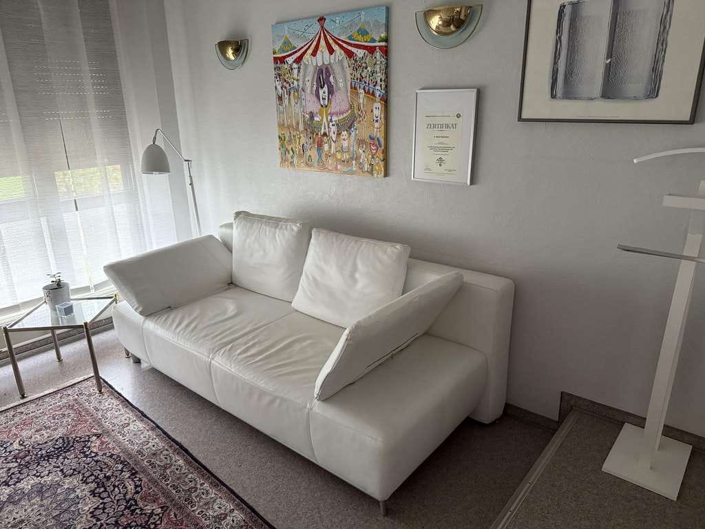 Immobilie in Nieder-Olm - Freistehendes, vielseitig nutzbares Zweifamilienhaus mit großem Garten - Bild 3