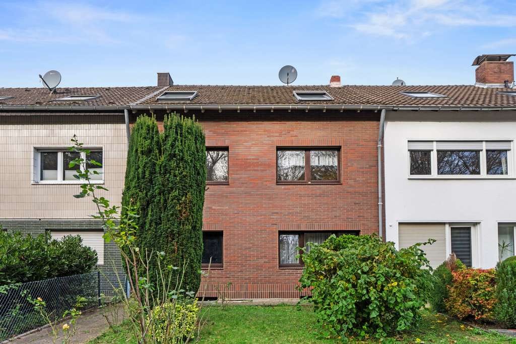 Immobilie in Hürth - Charmantes Mehrfamilienhaus mit drei Wohneinheiten – vielseitig nutzbar & voller Potenzial - Bild 4