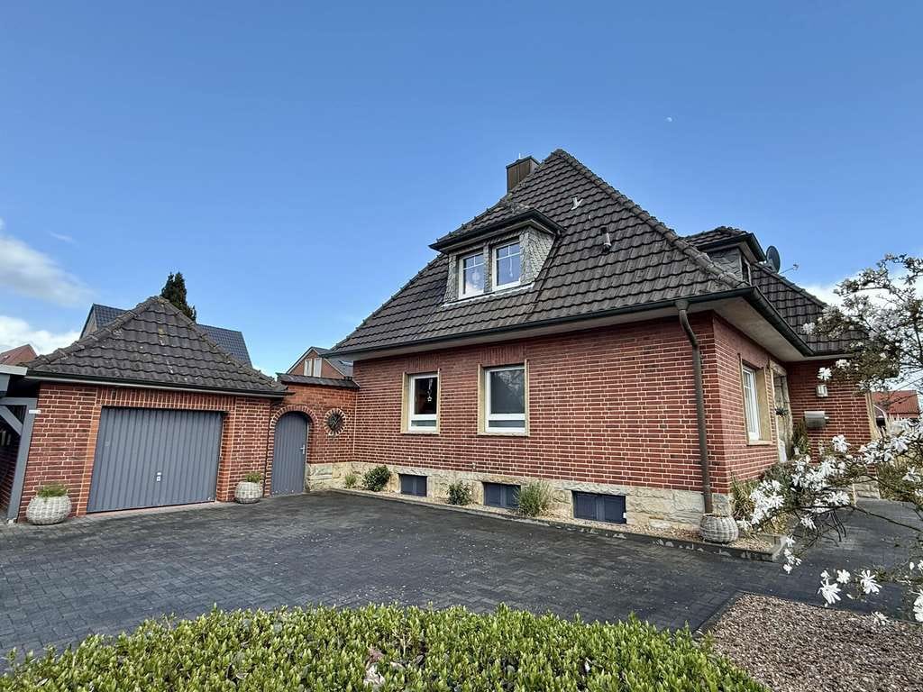 Immobilie in Gescher - Charmantes Haus mit Wohlfühlatmosphäre und Ausbaupotenzial - Bild 2